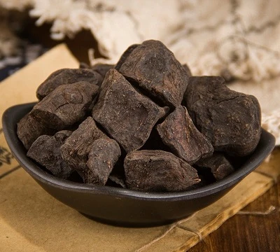 Vai Polygonum Multiflorum var veicināt matu ataugšanu? Ieguvumi, lietojumi un izpētes ieskati
